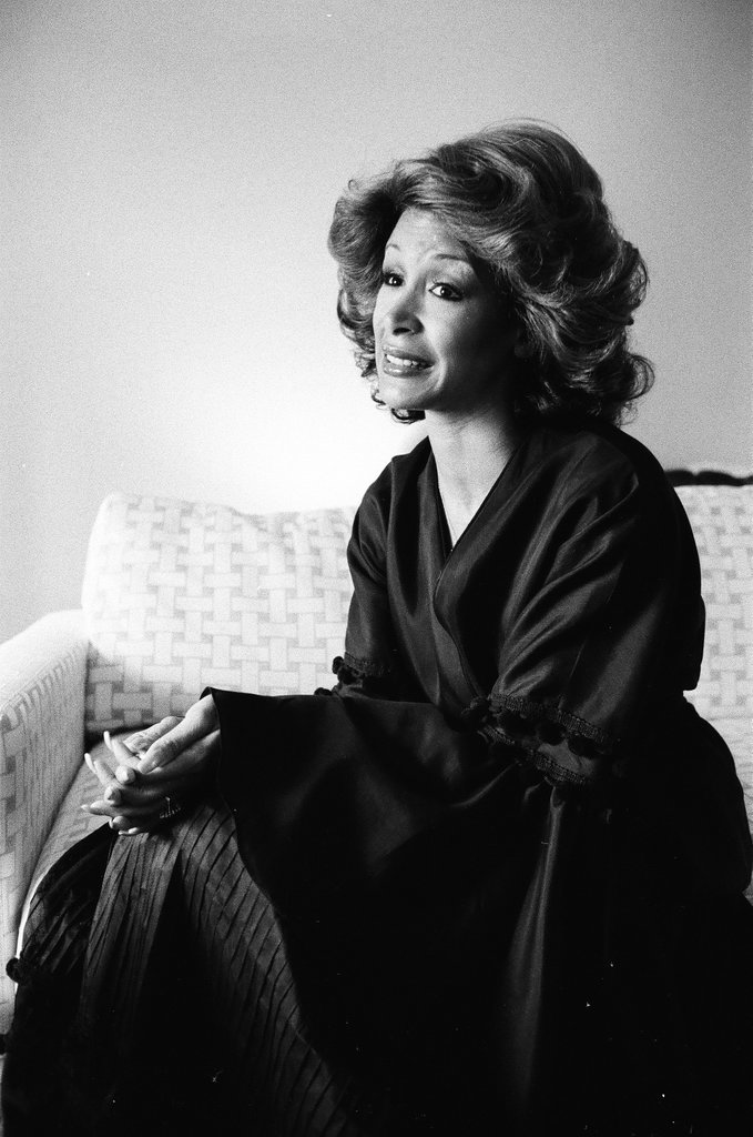 Singer Freda Payne - Bob (Robert) Black for Chicago Sun-Times