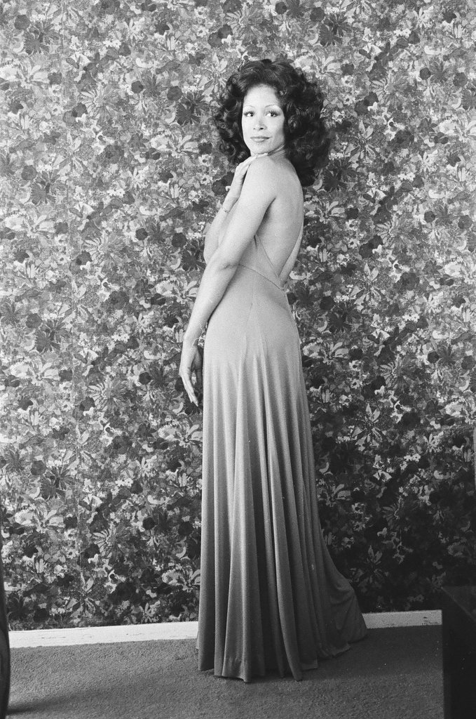 Freda Payne fashion - Pete Peters for Chicago Sun-Times