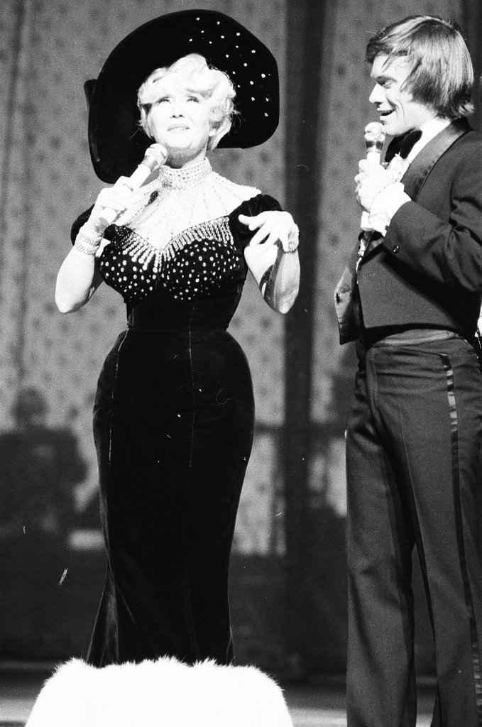 Debbie Reynolds in concert - Martha Hartnett for Chicago Sun-Times