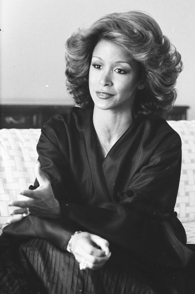Singer Freda Payne - Bob (Robert) Black for Chicago Sun-Times