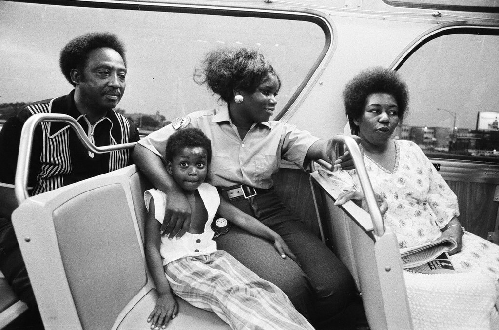 First female CTA driver Mary Wallace starts job - Don Bierman for Chicago Sun-Times
