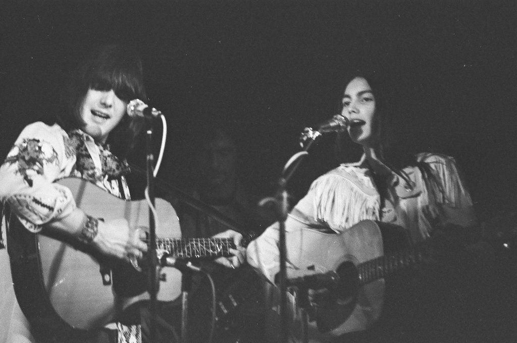 Gram Parsons and Emmylou Harris in concert - Joe Marino for Chicago Sun-Times
