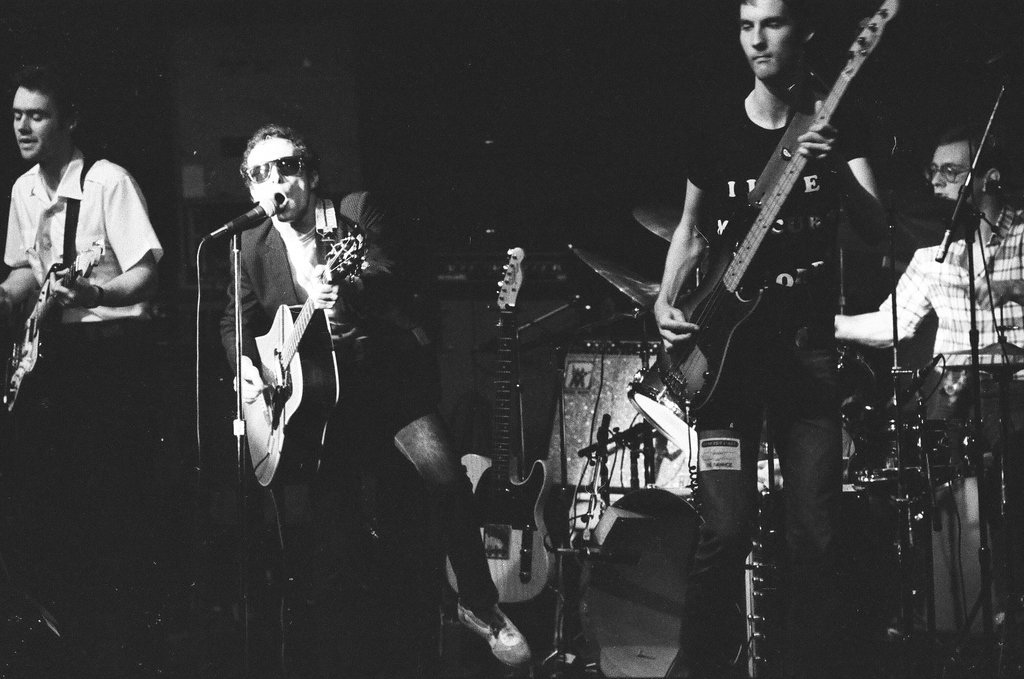 Graham Parker in concert - Jim Mescall for Chicago Sun-Times