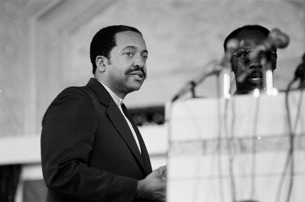Wallace D. Muhammad speaks at Muslim temple - Randy B. Leffingwell for Chicago Sun-Times