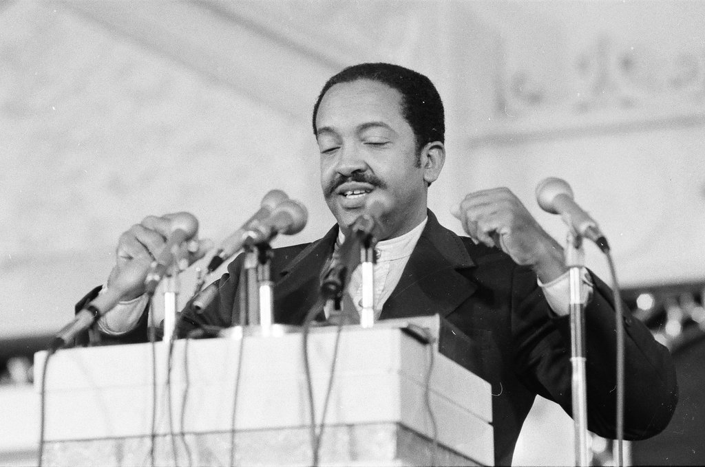 Wallace D. Muhammad speaks at Muslim temple - Randy B. Leffingwell for Chicago Sun-Times