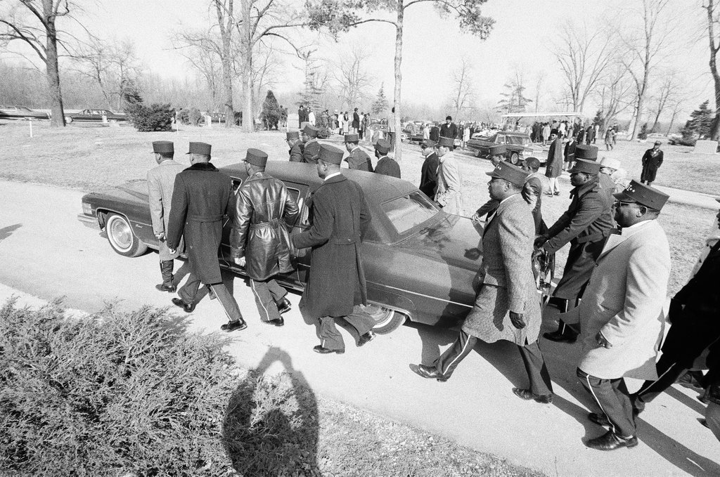 Elijah Muhammad burial at Glenwood Cemetery - Randy B. Leffingwell for Chicago Sun-Times