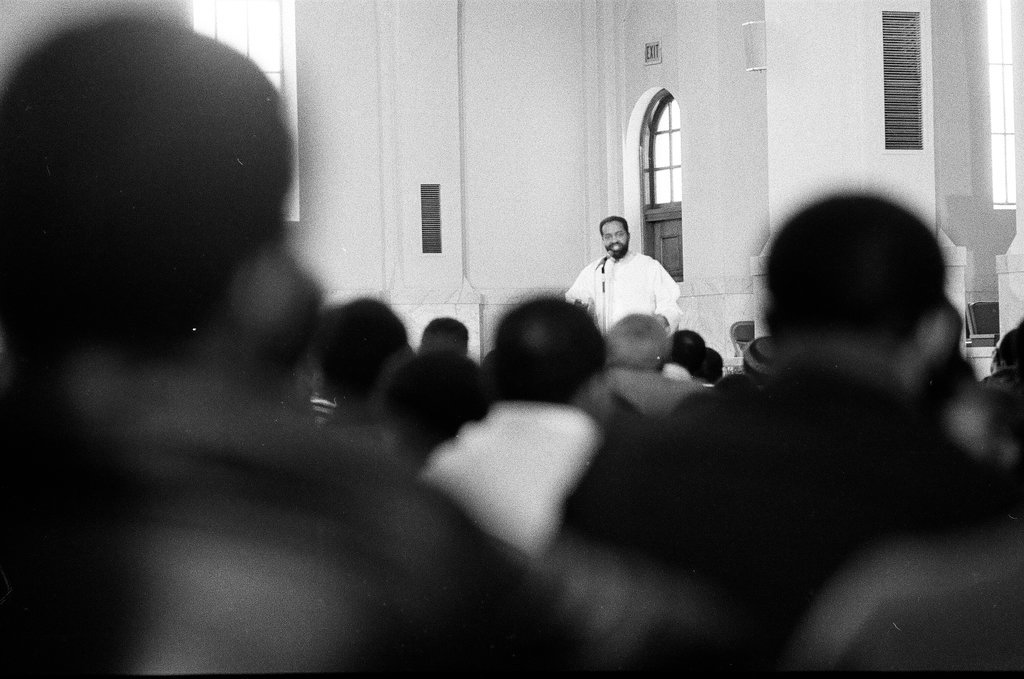 Wallace D. Muhammad speaks about hostage situation - John H. White for Chicago Sun-Times