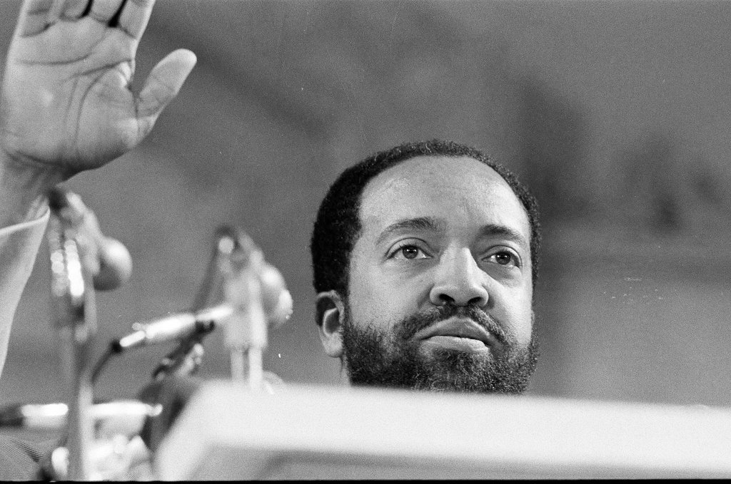 Wallace D. Muhammad speaks about hostage situation - John H. White for Chicago Sun-Times