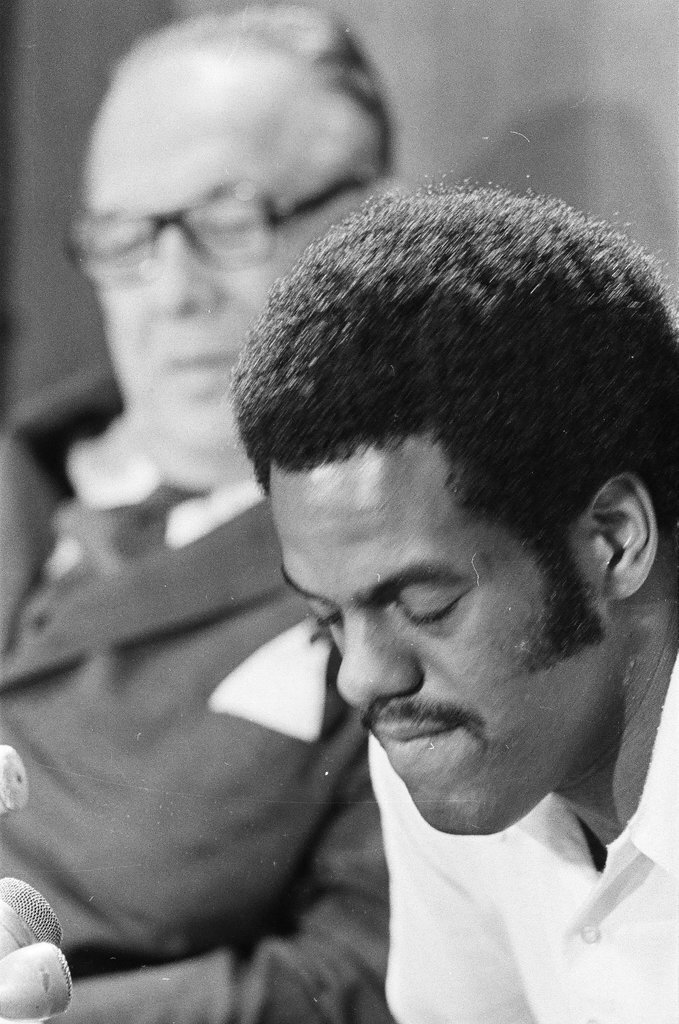 Wallace D. Muhammad speaks at Muslim temple - Randy B. Leffingwell for Chicago Sun-Times