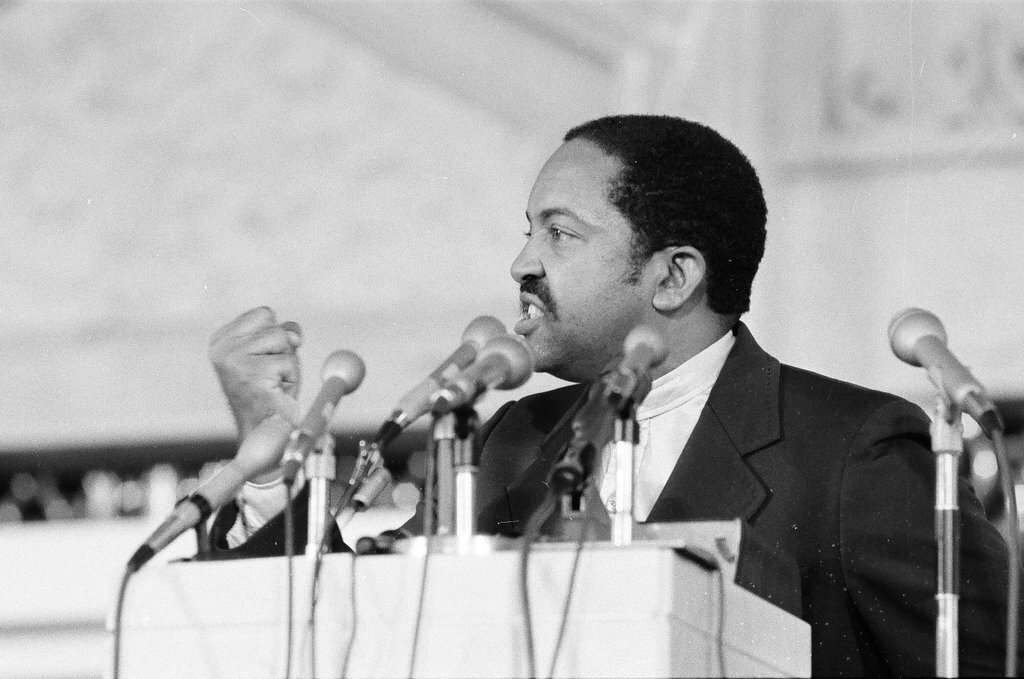 Wallace D. Muhammad speaks at Muslim temple - Randy B. Leffingwell for Chicago Sun-Times
