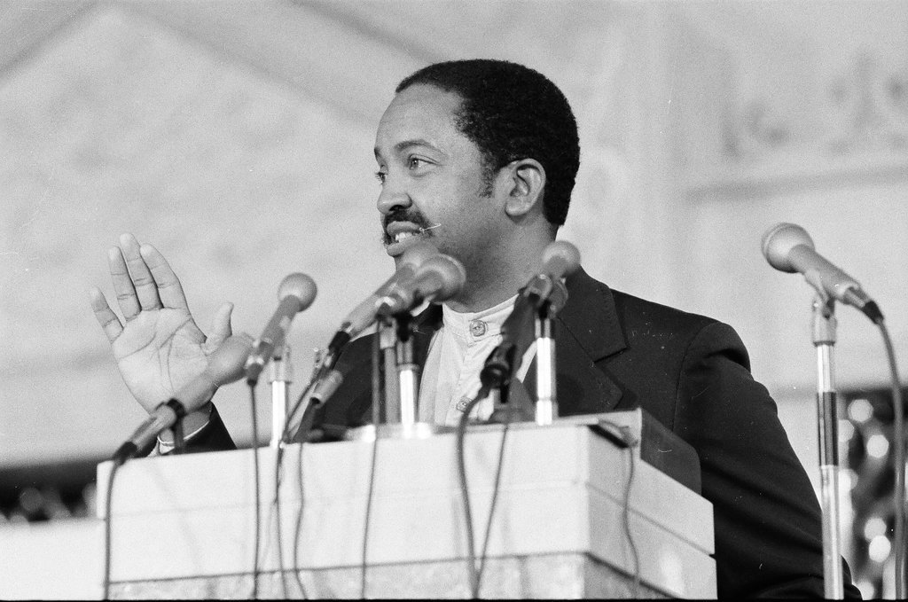 Wallace D. Muhammad speaks at Muslim temple - Randy B. Leffingwell for Chicago Sun-Times