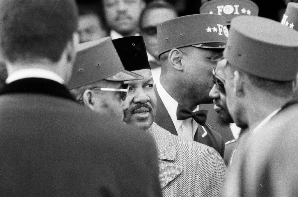 Elijah Muhammad funeral and burial - Randy B. Leffingwell for Chicago Sun-Times
