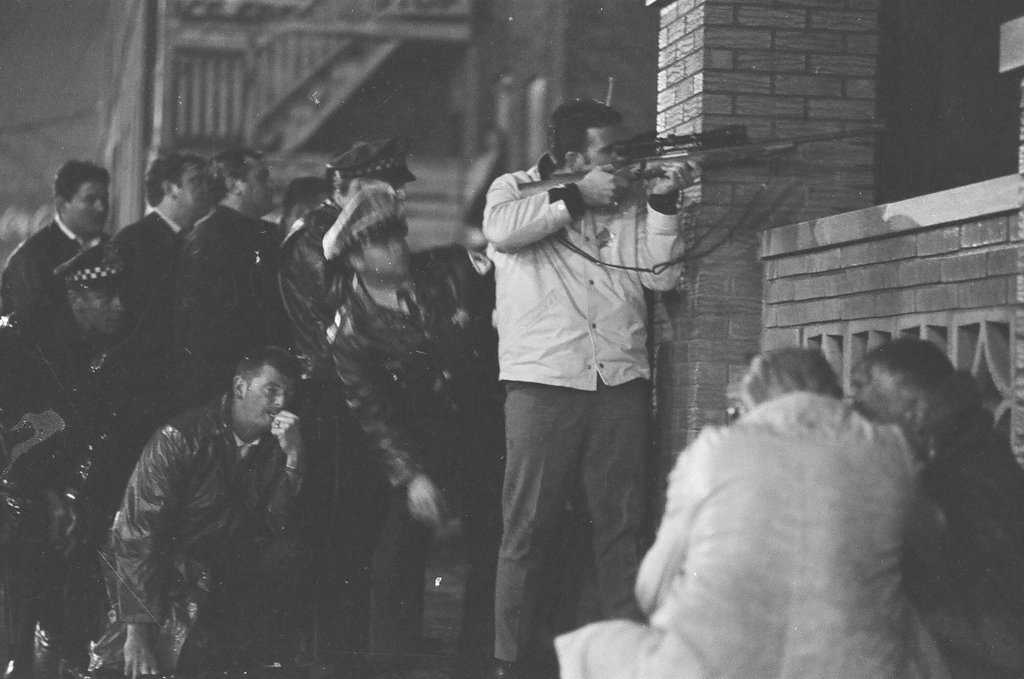 Scenes from standoff with sniper Frank Kulak - Bob (Robert) Black for Chicago Sun-Times