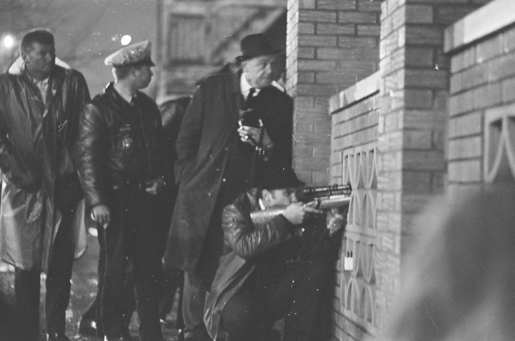 Scenes from standoff with sniper Frank Kulak - Bob (Robert) Black for Chicago Sun-Times