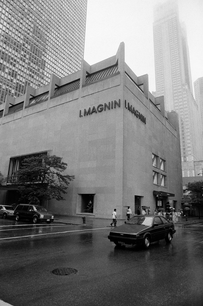 I Magnin Department store on Michigan Avenue - Chicago Sun-Times