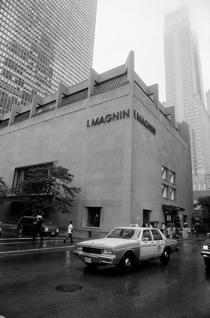 I Magnin Department store on Michigan Avenue - Chicago Sun-Times