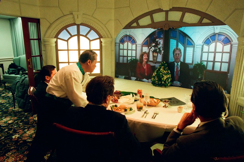 Teleconference luncheon at Palmer House Hilton - Chicago Sun-Times