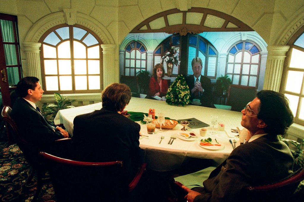 Teleconference luncheon at Palmer House Hilton - Chicago Sun-Times