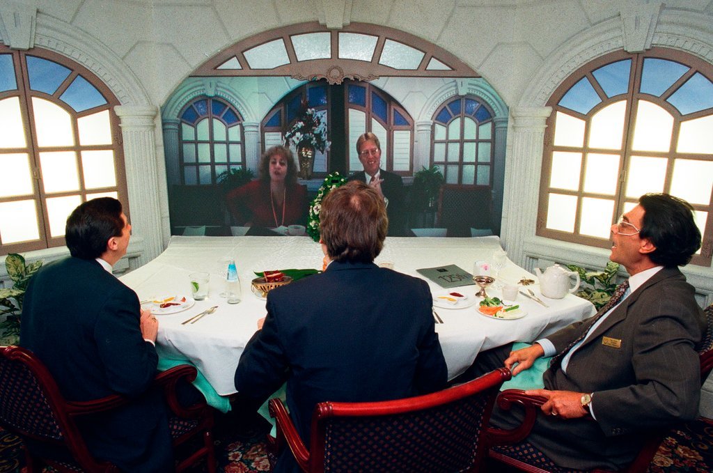 Teleconference luncheon at Palmer House Hilton - Chicago Sun-Times