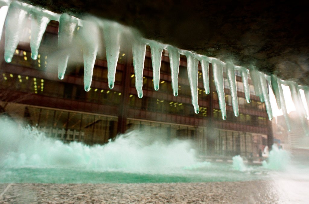 Green fountains for St. Patrick's Day - Chicago Sun-Times