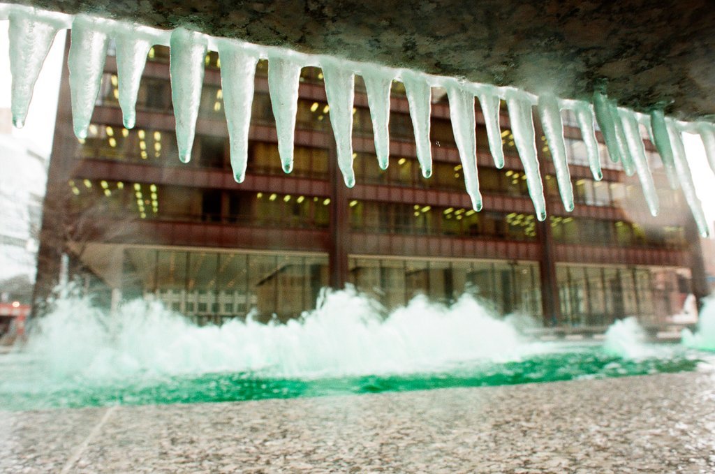 Green fountains for St. Patrick's Day - Chicago Sun-Times