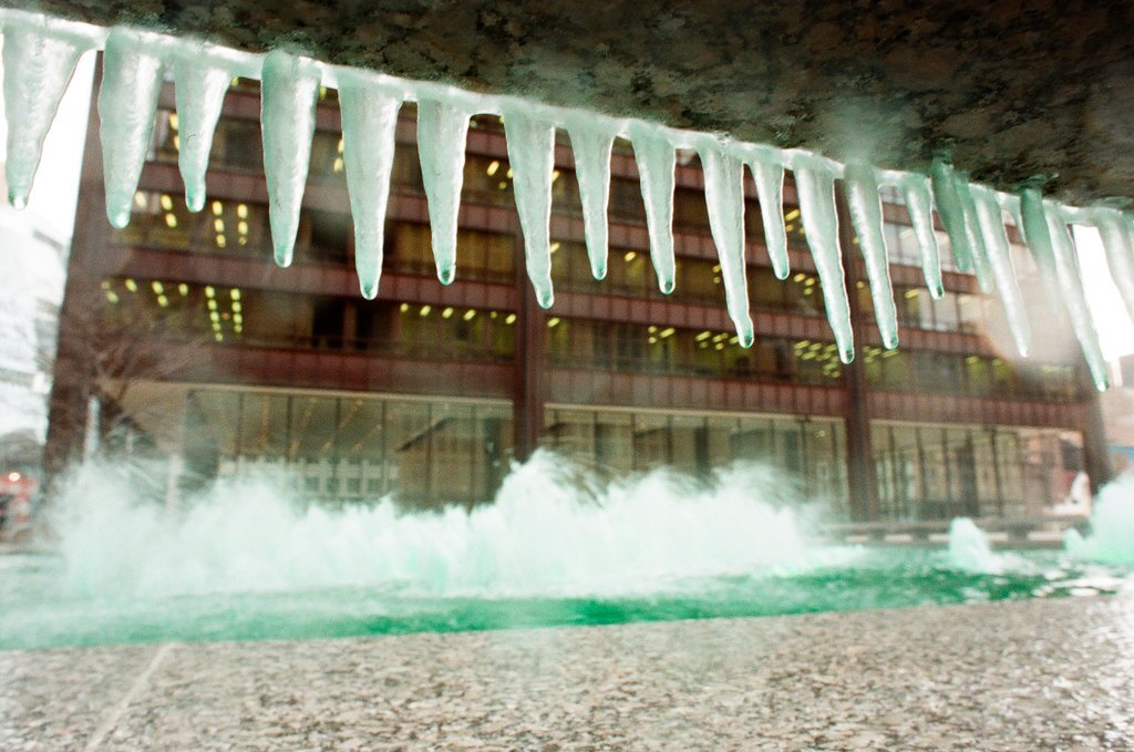 Green fountains for St. Patrick's Day - Chicago Sun-Times