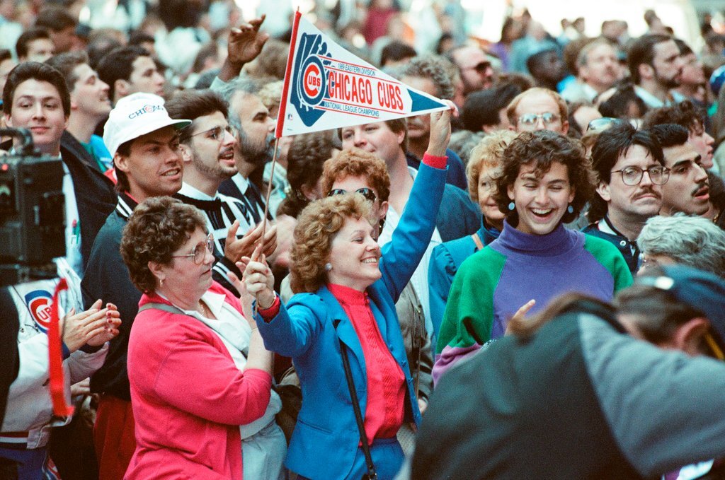 Cubs rally in the Loop - Nancy Stuenkel for Chicago Sun-Times