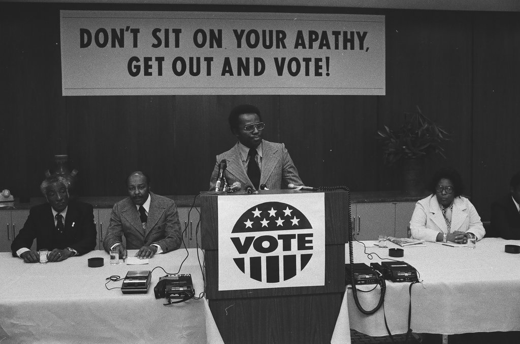 Caucus of Black Democrats at voting event - Chicago Sun-Times