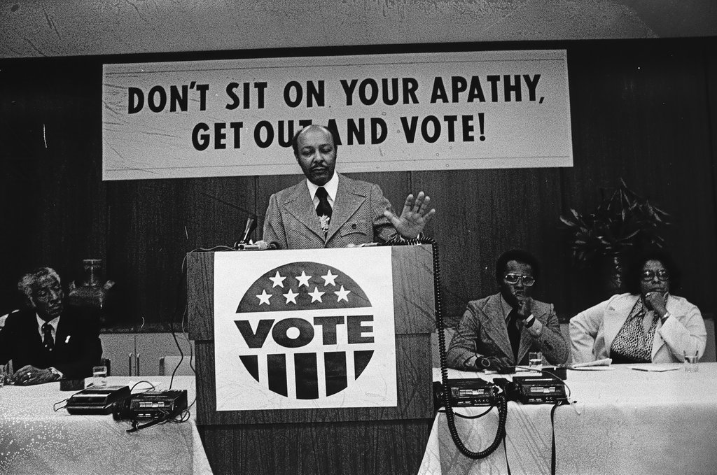 Caucus of Black Democrats at voting event - Chicago Sun-Times