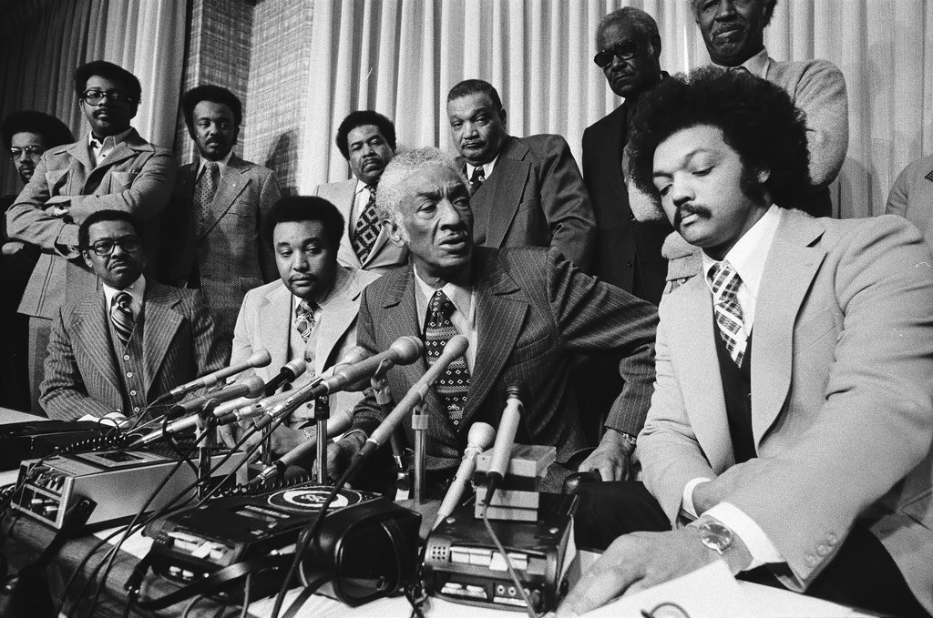 Jesse Jackson announcing name of black mayoral candidate at a press conference - Chicago Sun-Times