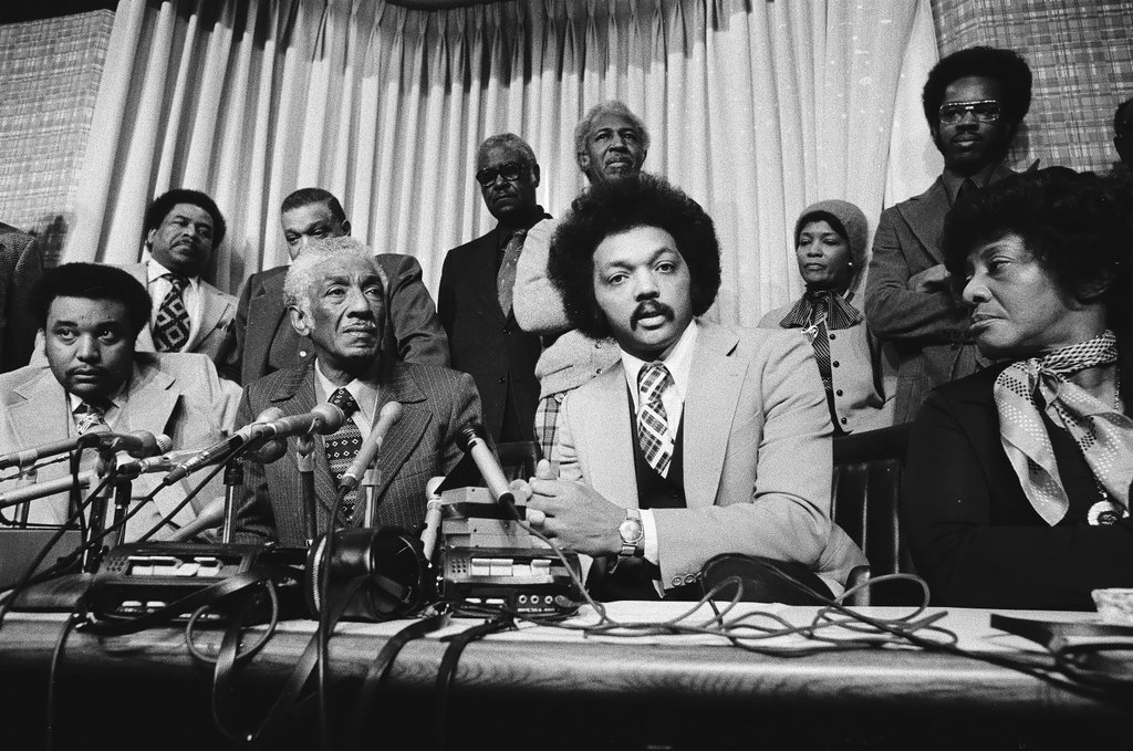 Jesse Jackson announcing name of black mayoral candidate at a press conference - Chicago Sun-Times