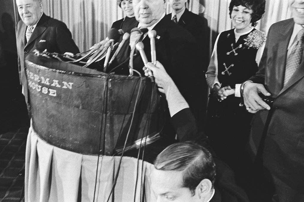 Adlai Stevenson III and others at the Sherman House Hotel on election night - Chicago Sun-Times