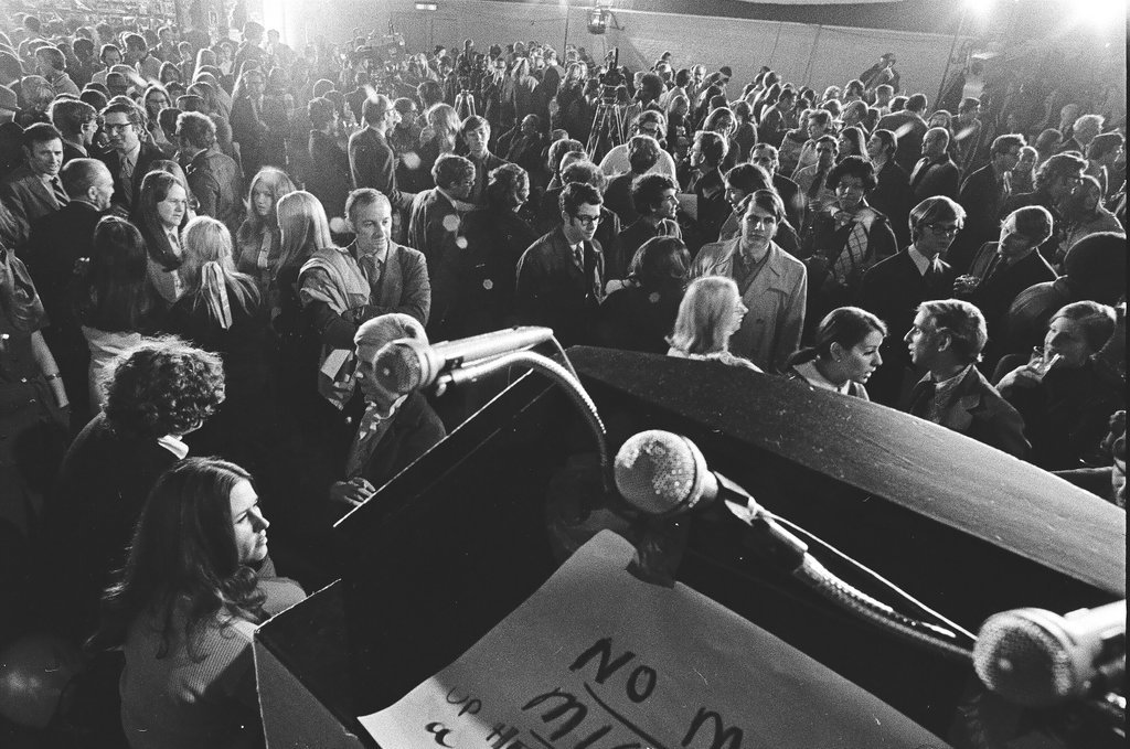 Adlai Stevenson III and others at the Sherman House Hotel on election night - Chicago Sun-Times
