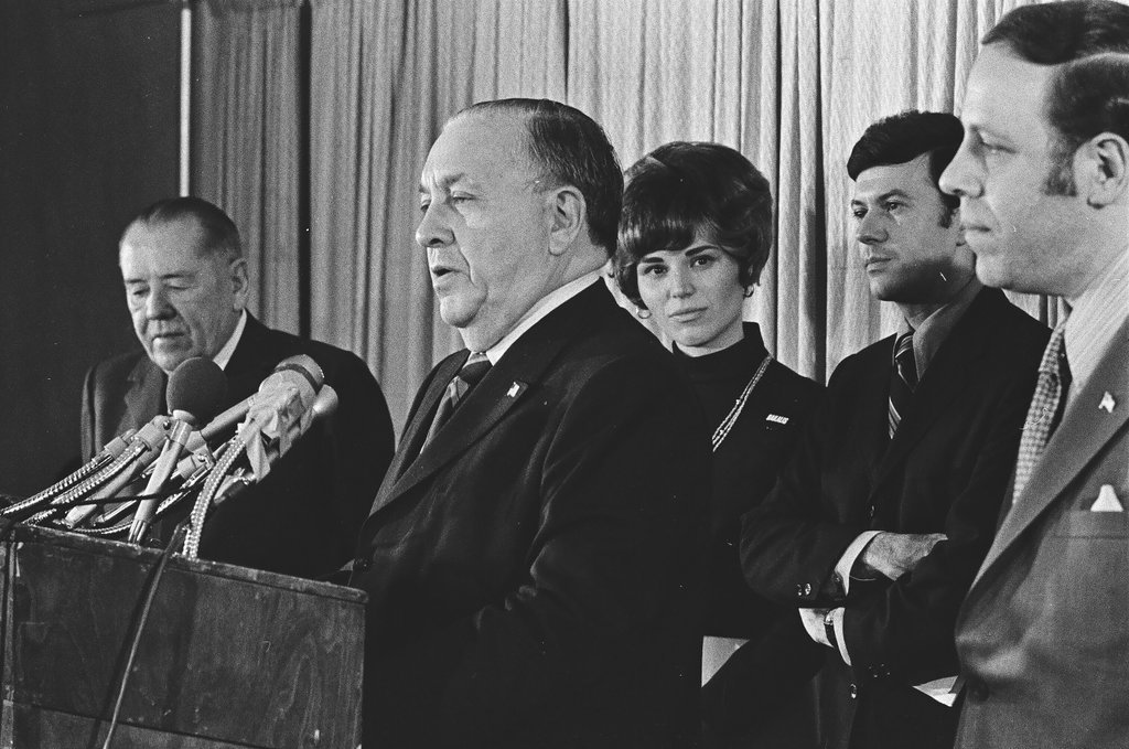 Adlai Stevenson III and others at the Sherman House Hotel on election night - Chicago Sun-Times