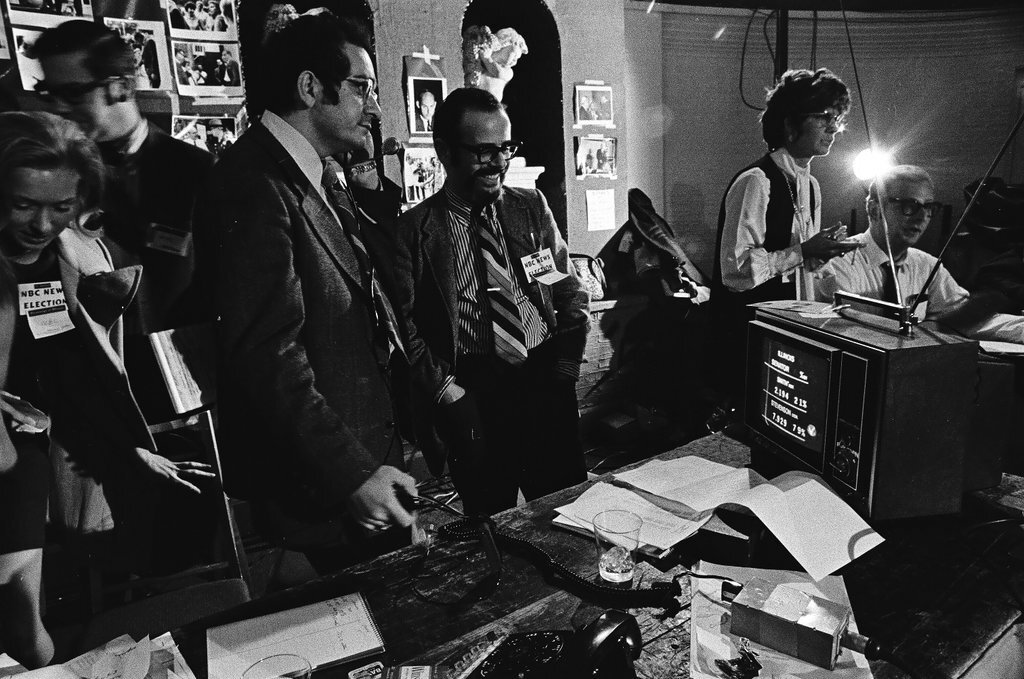 Adlai Stevenson III and others at the Sherman House Hotel on election night - Chicago Sun-Times