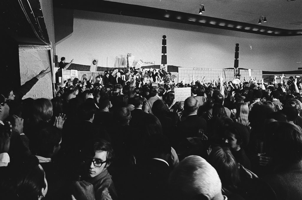 Adlai Stevenson III and others at the Sherman House Hotel on election night - Chicago Sun-Times