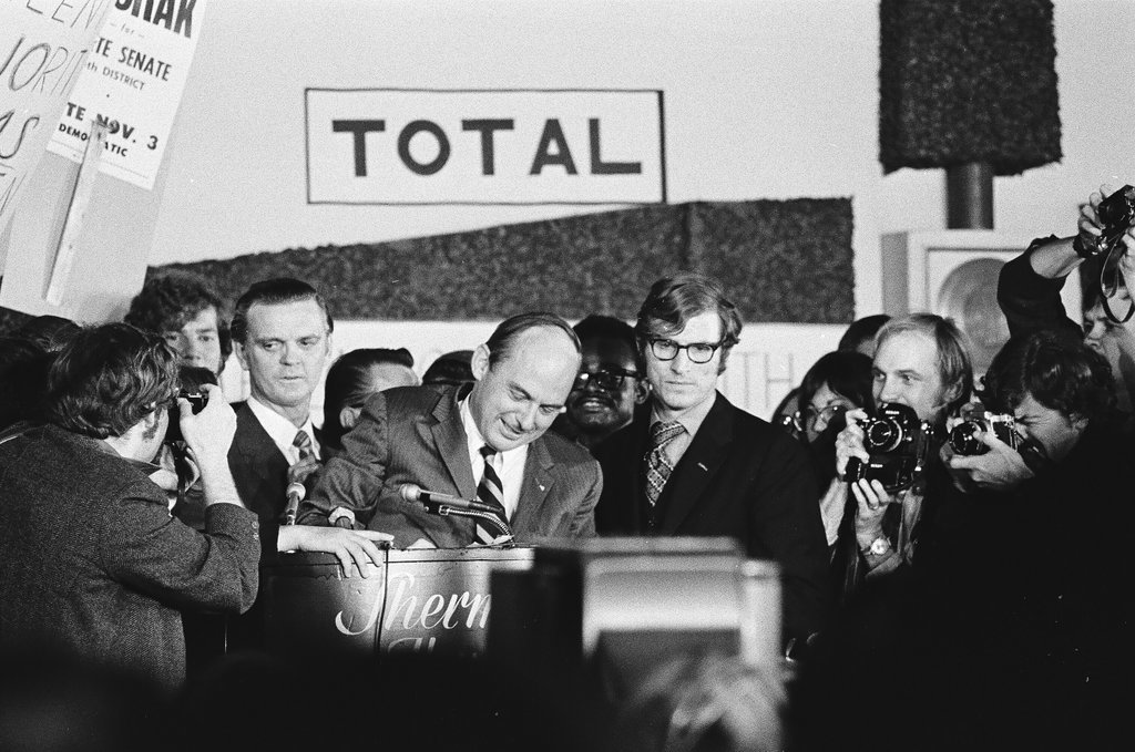 Adlai Stevenson III and others at the Sherman House Hotel on election night - Chicago Sun-Times