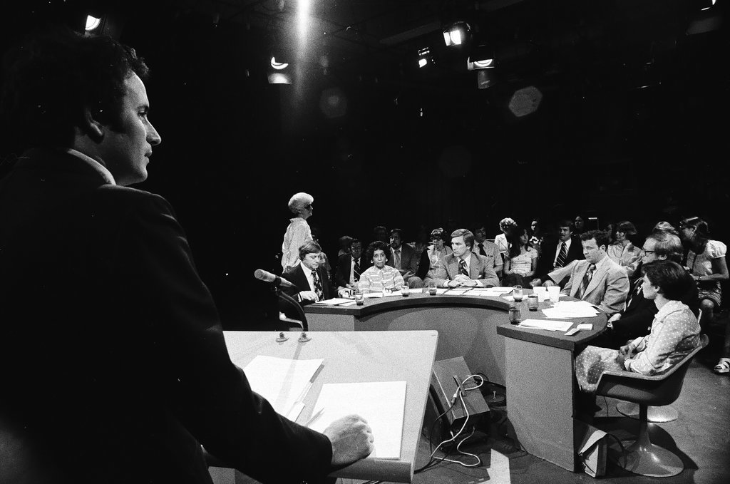 Mayoral candidates Block and Bilandic debate at WTTW studio - Chicago Sun-Times