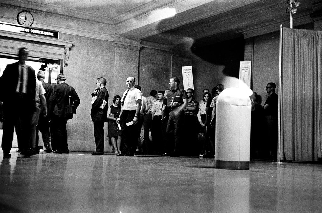 Group of people waiting to register to vote in City Hall - Chicago Sun-Times