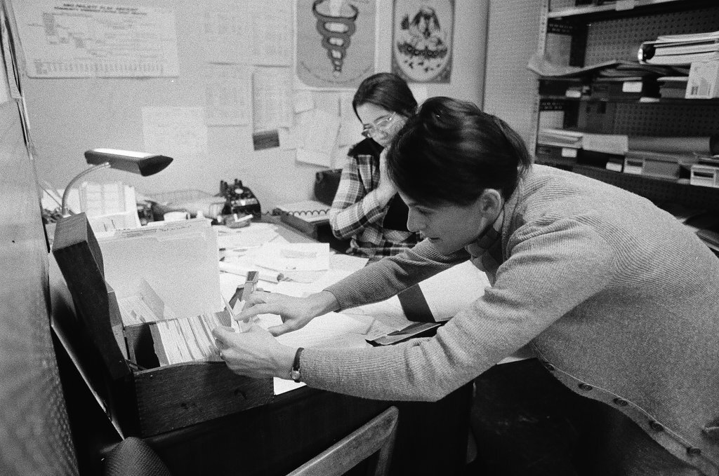 Employees at a pre-paid medical center in Hyde Park - Chicago Sun-Times