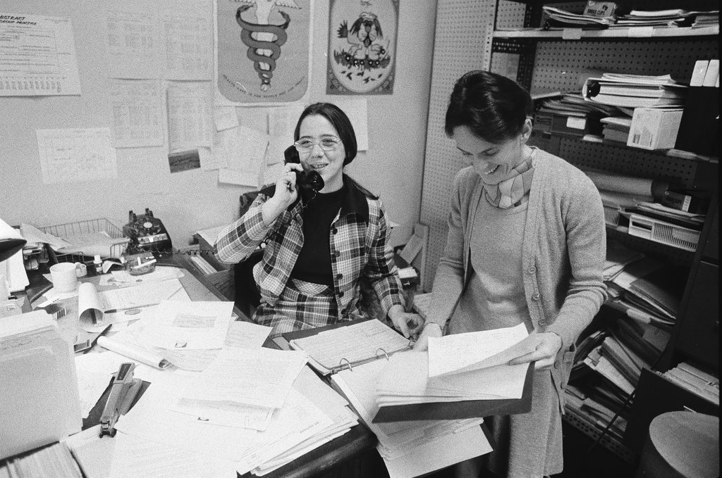 Employees at a pre-paid medical center in Hyde Park - Chicago Sun-Times