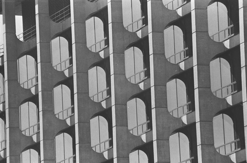 Exterior of new Mercy Hospital building - Chicago Sun-Times