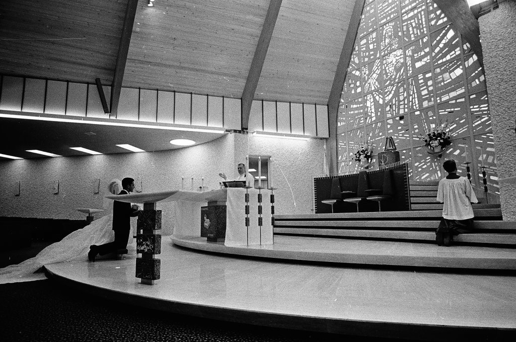 Italian wedding ceremony in unidentified church - Chicago Sun-Times