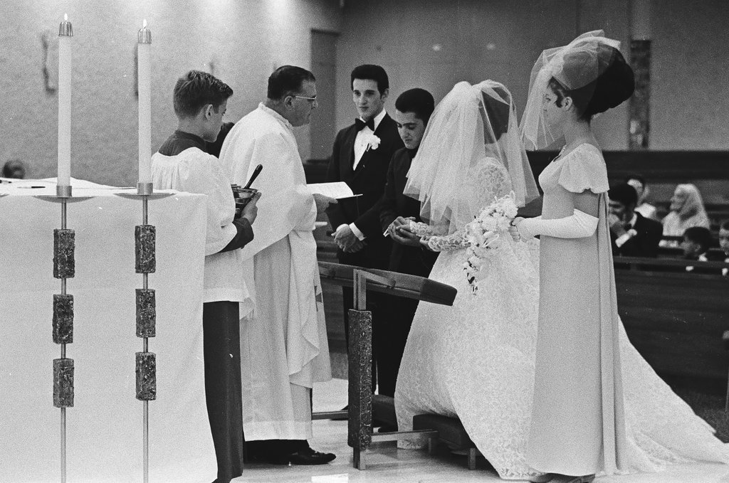 Italian wedding ceremony in unidentified church - Chicago Sun-Times