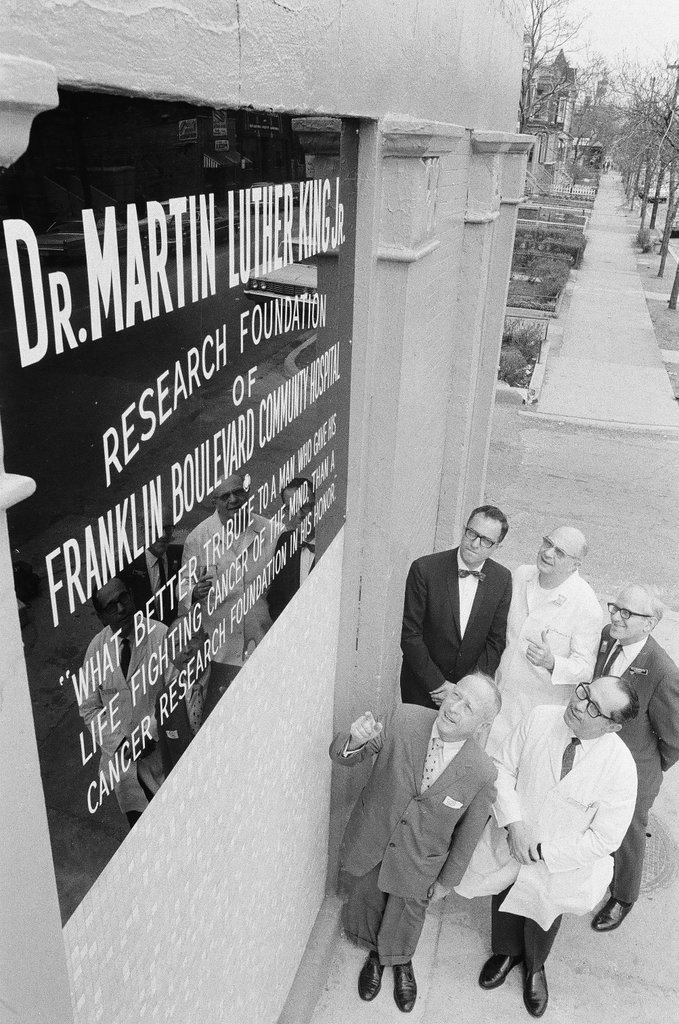 Dedication of Franklin Boulevard Community Hospital cancer research center - Chicago Sun-Times