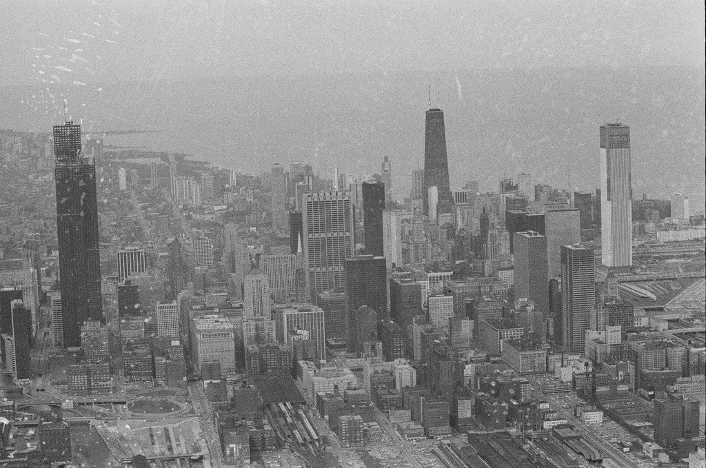 Aerial views of the city, skyscrapers under construction - Howard Lyon for Chicago Sun-Times
