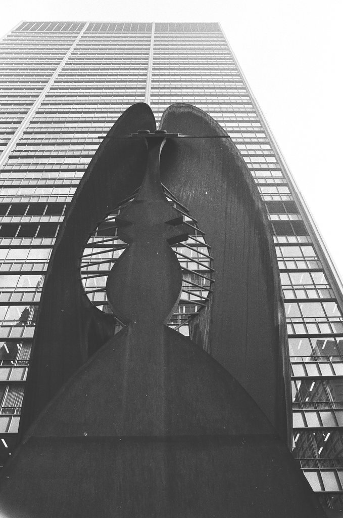 Chicago Picasso sculpture at the Civic Center - Ray Burley for Chicago Sun-Times