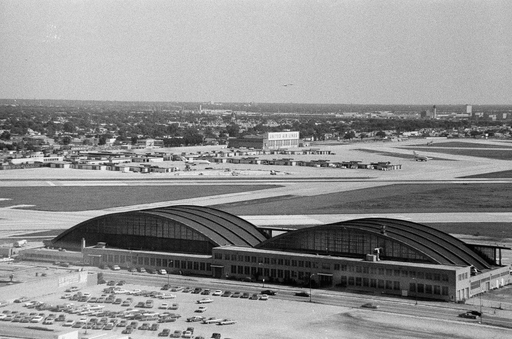 Aerial shots of the city taken from Goodyear Blimp - Howard Lyon for Chicago Sun-Times