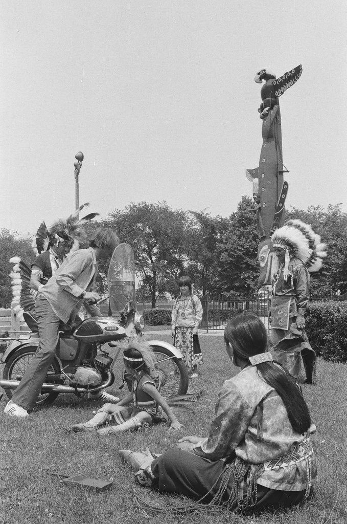 Native Americans gather in Lincoln Park - Kotalik (Bob or George) for Chicago Sun-Times