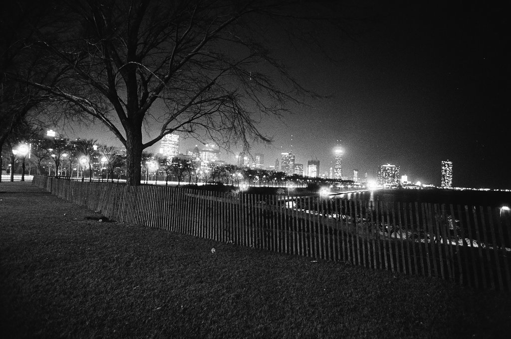 City skyline at night - Jack Lenahan for Chicago Sun-Times